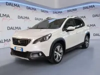 Usata Peugeot 2008 Allure 100 CV (73 kW) 2018 Bianco SUV