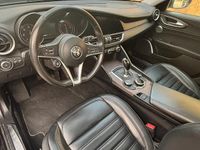 Usata Alfa Romeo Giulia 180 CV (132 kW) 2018 Nero Berlina