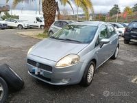 Usata Fiat Grande Punto Dynamic 65 CV (47 kW) 2006 Grigio Utilitaria