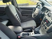 Usata Ford Focus 145 CV (106 kW) 2009 Grigio Station wagon