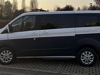 Usata Ford Tourneo Custom 131 CV (96 kW) 2020 Blu/azzurro Furgone