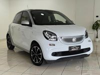 Usata Smart ForFour Passion 71 CV (52 kW) 2015 Bianco Utilitaria