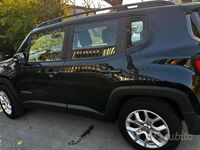 Usata Jeep Renegade Longitude 140 CV (102 kW) 2017 Nero SUV