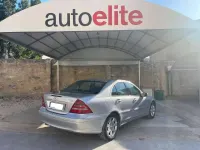 Usata Mercedes C220 150 CV (110 kW) 2005 Argento Berlina