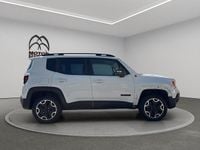 Usata Jeep Renegade Trailhawk 170 CV (125 kW) 2016 Bianco SUV