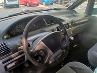 Usata Peugeot 806 Family 109 CV (80 kW) 2000 Monovolume