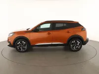Usata Peugeot 2008 Allure 131 CV (96 kW) 2023 Arancio SUV