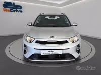 Usata Kia Stonic Style 101 CV (74 kW) 2021 Grigio SUV