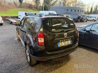 Usata Dacia Duster Lauréate 110 CV (80 kW) 2014 Nero SUV