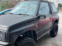 Second-hand Suzuki Vitara 75 CP (55 kW) 1989 Negru SUV