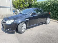 Usata Opel Tigra 90 CV (66 kW) 2005 Bluazzurro Cabrio