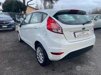 Usata Ford Fiesta Titanium 95 CV (69 kW) 2017 Bianco Berlina