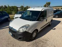 Usata Opel Combo 105 CV (77 kW) 2017 Bianco Monovolume
