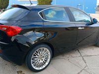 Usata Alfa Romeo Giulietta 105 CV (77 kW) 2011 Nero Utilitaria