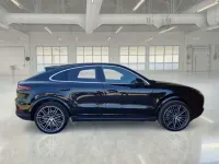 Usata Porsche Cayenne 441 CV (324 kW) 2023 Nero SUV