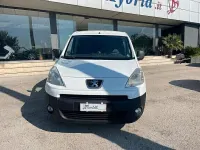 Begagnad Peugeot Partner Tepee Comfort 90 HK (66 kW) 2010 Vit Minibuss