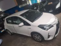 Usata Toyota Yaris Hybrid 75 CV (55 kW) 2017 Other Berlina