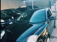 Begagnad Alfa Romeo MiTo 2011 Svart Halvkombi