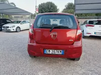 Usata Hyundai i10 85 CV (62 kW) 2013 Rosso Utilitaria