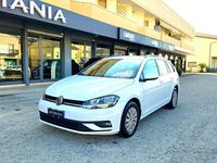 Usata VW Golf VII Executive 116 CV (85 kW) 2019 Argento Station wagon