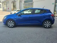 Usata Renault Clio V Equilibre 101 CV (74 kW) 2023 Blu iron Berlina