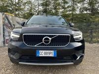 Usata Volvo XC40 Momentum 211 CV (155 kW) 2020 Nero SUV