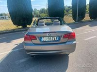 Begagnad BMW 320 Cabriolet Comfort Edition 184 HK (135 kW) 2011 Grå Cab