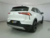 Nuova Mitsubishi Grandis Invite 141 CV (103 kW) 2026 Crystal white SUV