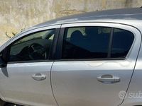 Usata Opel Corsa Cosmo 75 CV (55 kW) 2010 Grigio Utilitaria