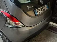 Usata Lancia Ypsilon 69 CV (50 kW) 2013 Grigio Utilitaria