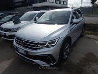 Usata VW Tiguan R-line 150 CV (110 kW) 2021 Argento SUV