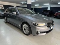 Usata BMW 520 Luxury Line 190 CV (139 kW) 2022 Argento Station wagon