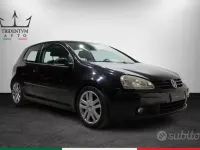 Usata VW Golf IV Sportline 140 CV (102 kW) 2005 Grigio Berlina
