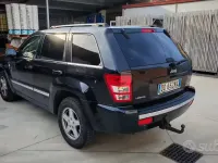 Usata Jeep Grand Cherokee 218 CV (160 kW) 2006 Nero SUV