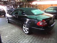 Usata Mercedes CLK200 160 CV (117 kW) 2004 Nero Cabrio