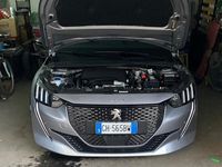 Usata Peugeot 208 GT 101 CV (74 kW) 2021 Grigio Utilitaria