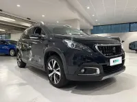 Usata Peugeot 2008 Allure 110 CV (80 kW) 2018 Blu SUV