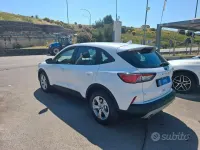 Usata Ford Kuga 120 CV (88 kW) 2022 Bianco SUV