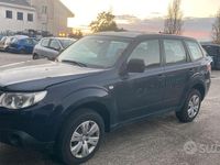 Usata Subaru Forester 2010 Blu SUV