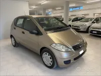 Usata Mercedes A180 Elegance 109 CV (80 kW) 2008 Giallo Berlina