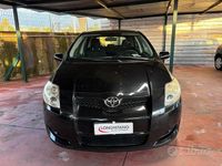Usata Toyota Auris 89 CV (65 kW) 2007 Nero Utilitaria