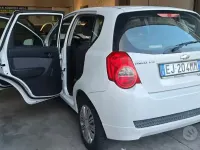 Usata Chevrolet Aveo 69 CV (50 kW) 2012 Bianco Berlina