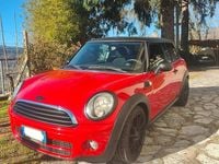 Usata Mini Cooper D 109 CV (80 kW) 2009 Rosso Utilitaria