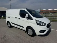 Usata Ford Transit Custom Trend 129 CV (94 kW) 2023 Frozen white Furgone