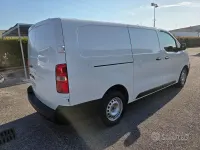 Usata Citroën Jumpy Comfort 102 CV (75 kW) 2022 Bianco Monovolume
