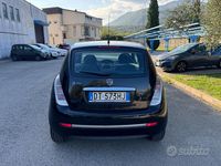 Usata Lancia Ypsilon 60 CV (44 kW) 2009 Nero Utilitaria