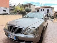Usata Mercedes S320 204 CV (150 kW) 2003 Grigio Berlina