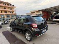 Usata Dacia Sandero Stepway 90 CV (66 kW) 2013 Nero Berlina