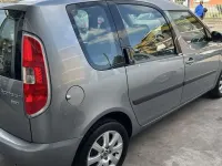 Usata Skoda Roomster Ambition 69 CV (50 kW) 2010 Grigio metallizzato Monovolume