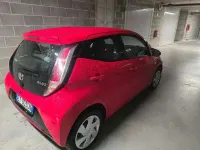 Usata Toyota Aygo X-play 69 CV (50 kW) 2015 Rosso Utilitaria